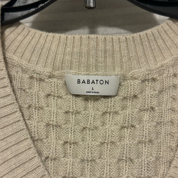 Babaton Cream Wool Sweater Vest - size large! Excellent condition - Picture 3 of 4